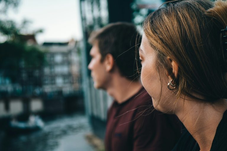 Emotional Unavailability: Signs You Are Dating Someone Who Cannot Be Present