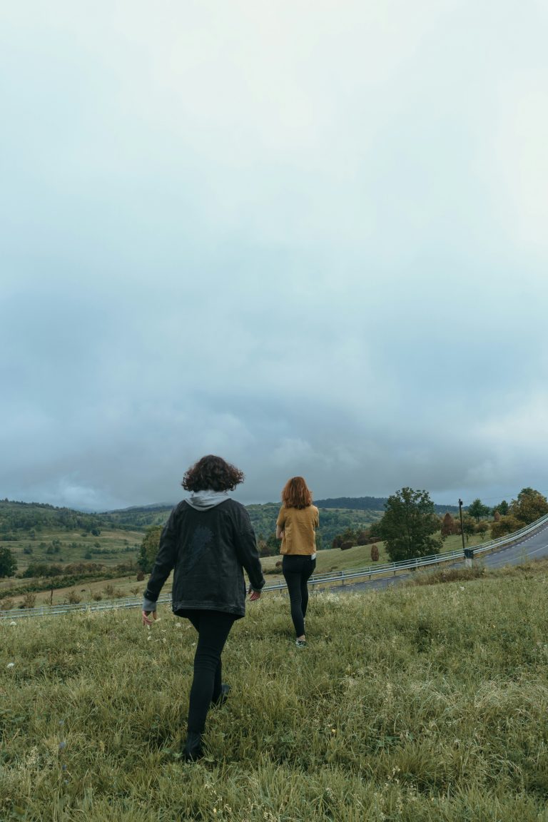 How to Date When You Have Anxious Attachment (Without Losing Yourself)